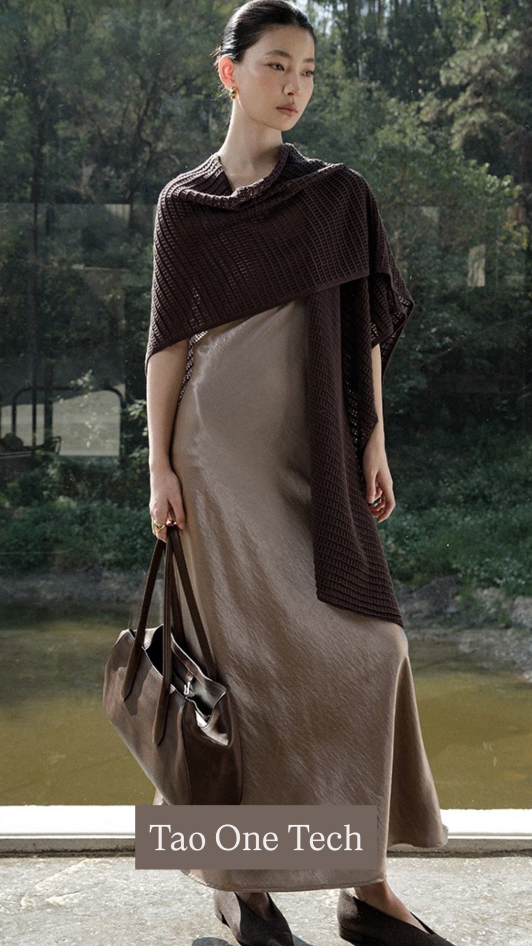 Tao One Tech™ • Silky Breeze Shawl Sunscreen Layer • 3-in-1 Transforming Layer • Tencel Lyocell