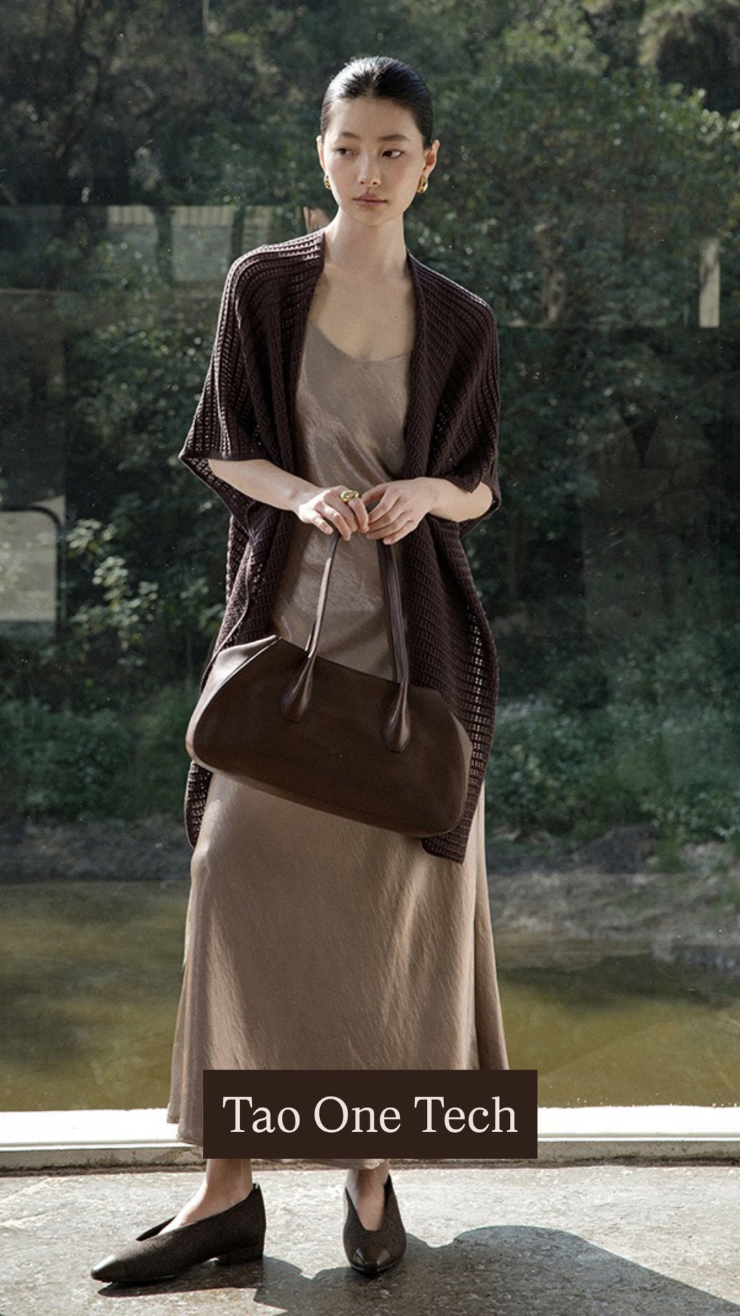 Tao One Tech™ • Silky Breeze Shawl Sunscreen Layer • 3-in-1 Transforming Layer • Tencel Lyocell