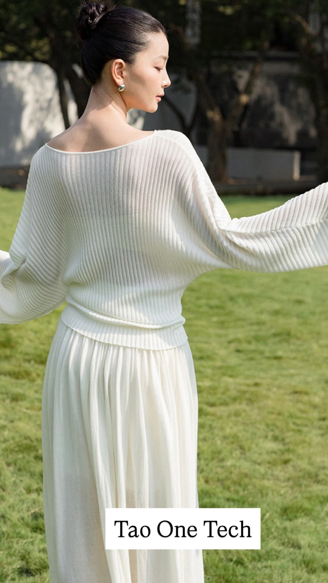 Tao One Tech™ • Silky Breeze Knit Cover Top • Tencel Lyocell