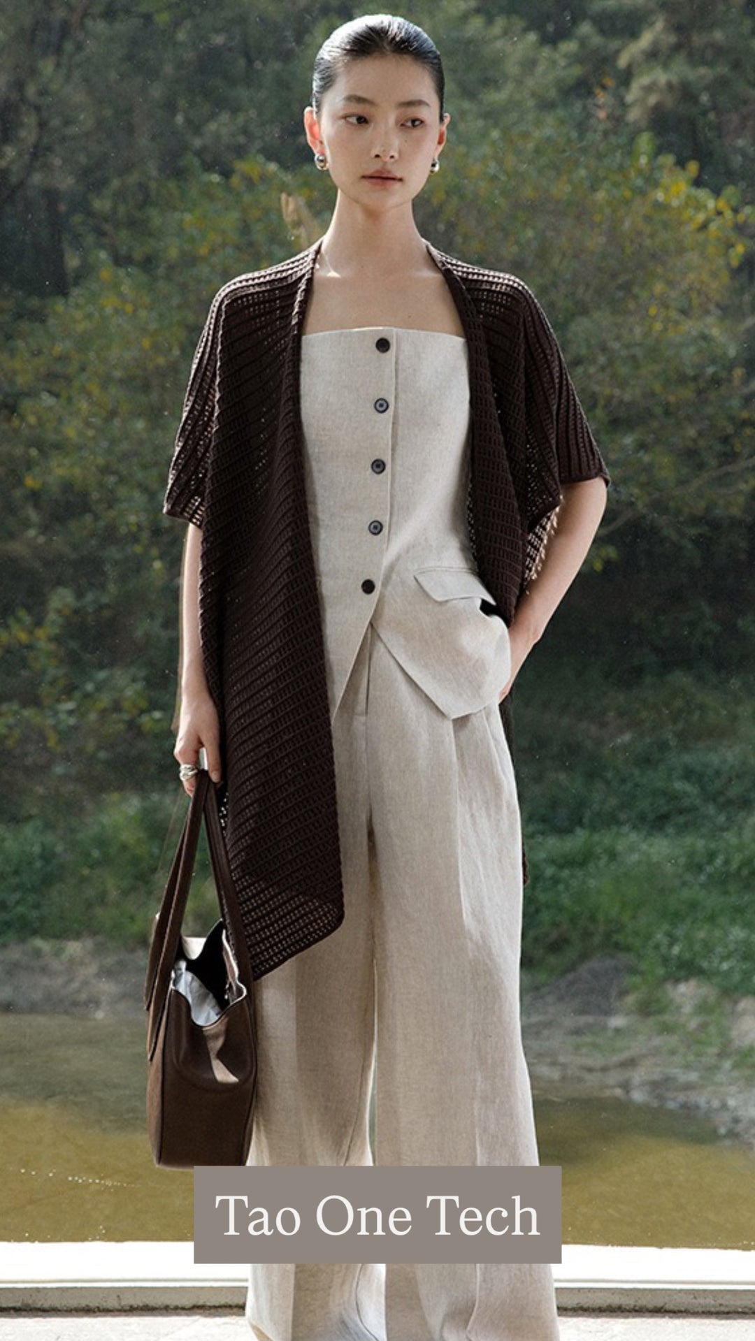 Tao One Tech™ • Silky Breeze Shawl Sunscreen Layer • 3-in-1 Transforming Layer • Tencel Lyocell