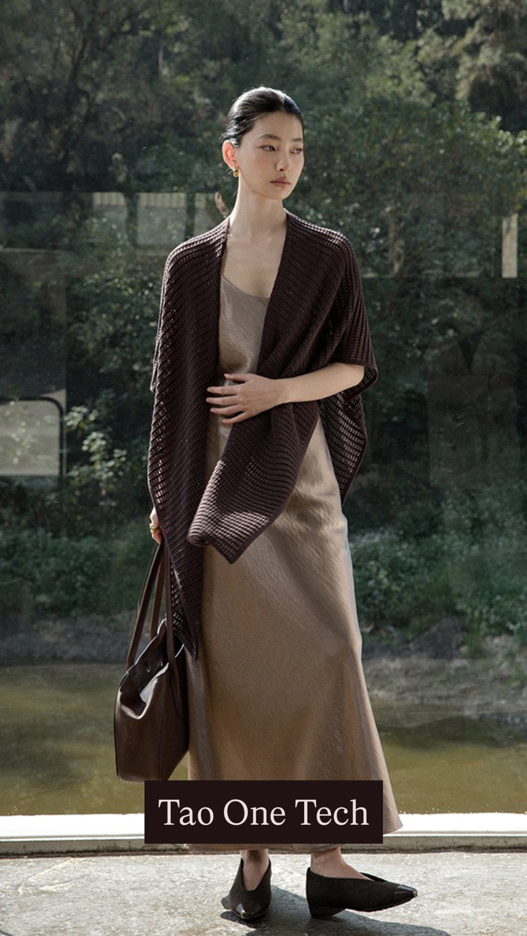 Tao One Tech™ • Silky Breeze Shawl Sunscreen Layer • 3-in-1 Transforming Layer • Tencel Lyocell