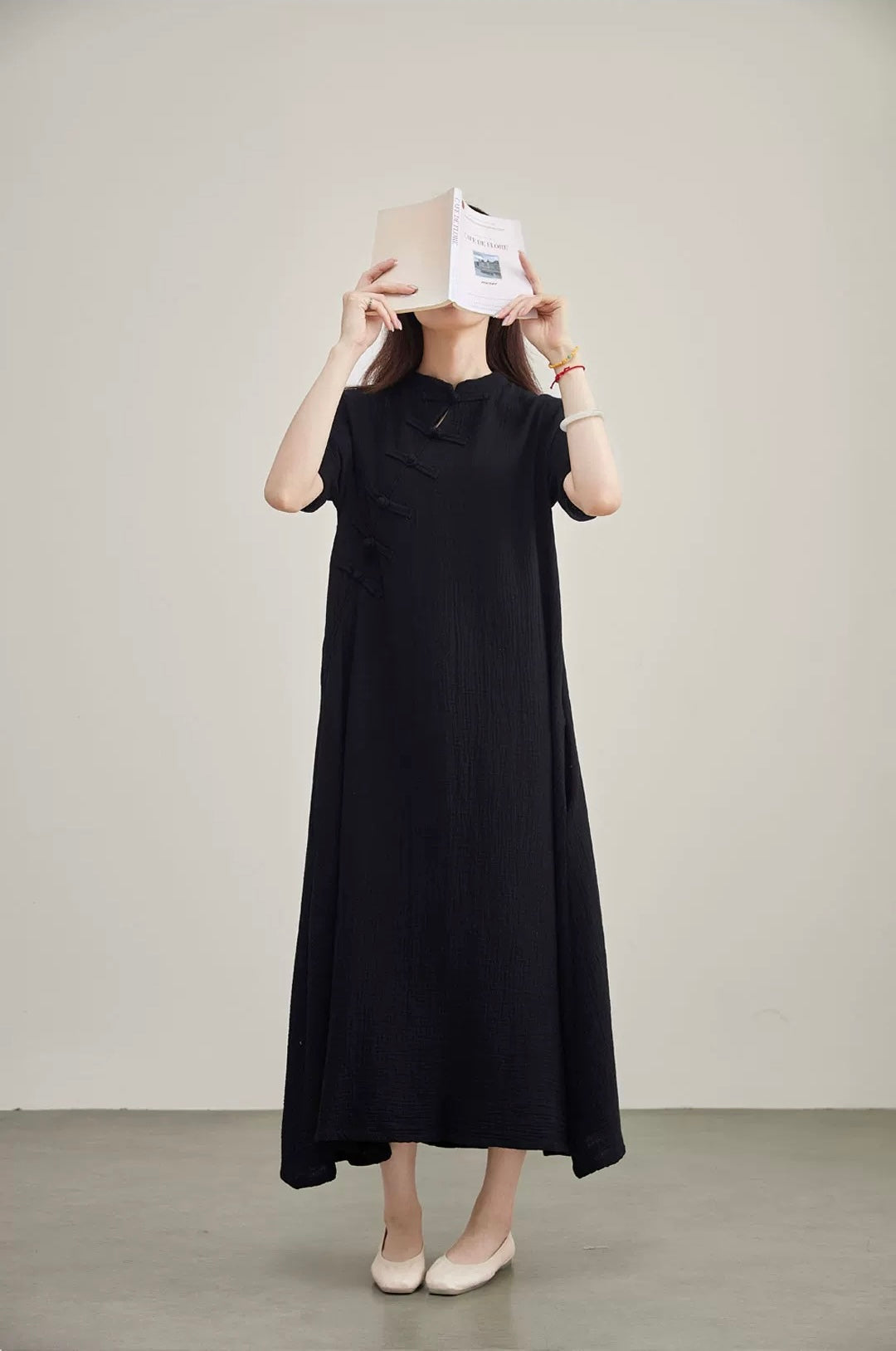 Tao One Tech™ • Zen Elegance Qigong Tea Qipao Dress • Cheongsam 旗袍 • Short-Sleeves • Tech Pockets • Premium Cotton Linen