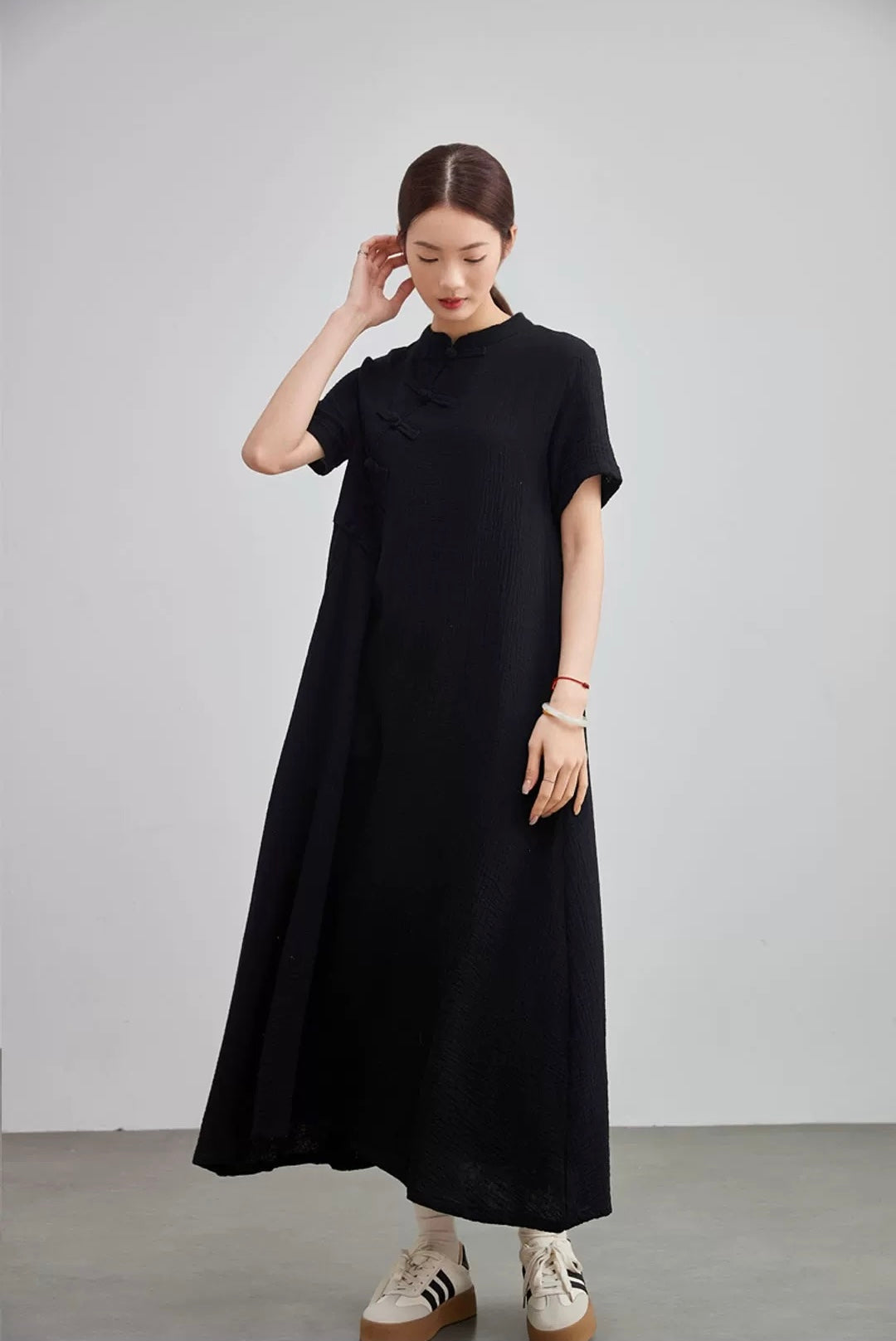 Tao One Tech™ • Zen Elegance Qigong Tea Qipao Dress • Cheongsam 旗袍 • Short-Sleeves • Tech Pockets • Premium Cotton Linen