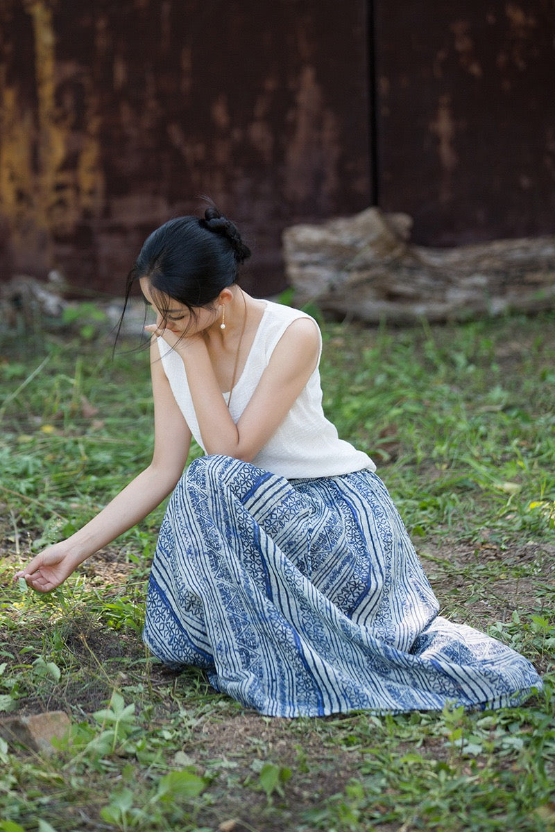 Tao One Tech™ • Zen Qigong Artistic Tea Skirt • Sunscreen Layer • All Season Layer • Chinoiserie • Premium Pure Ramie