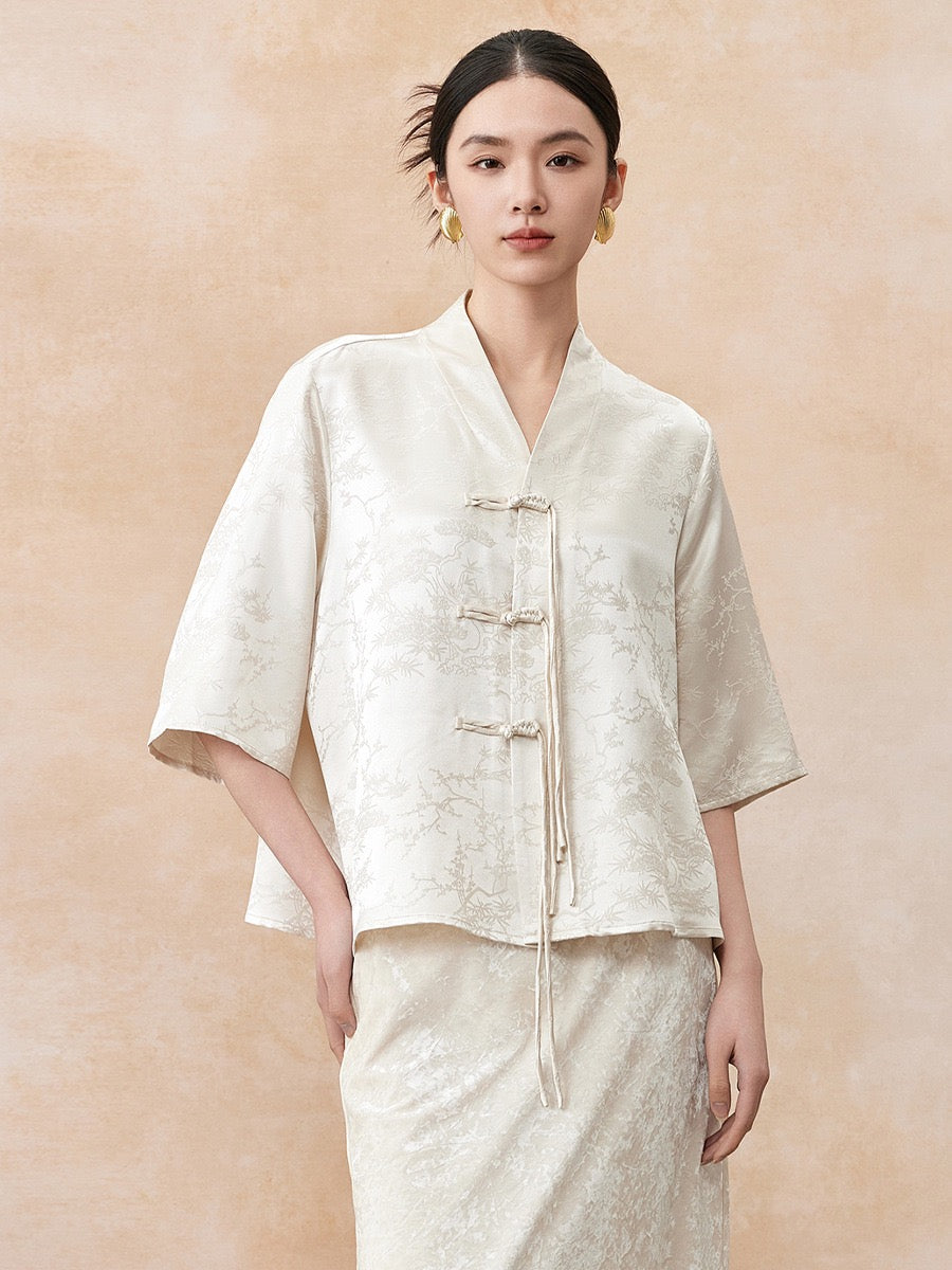 Tao One Tech™ • Floral Elegance Qigong Kimono • Cardigan • Pure Mulberry Silk • Three Quarter Sleeves • Floral Jacquard • Limited Edition