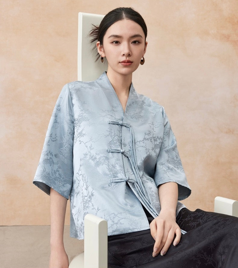 Tao One Tech™ • Floral Elegance Qigong Kimono • Cardigan • Pure Mulberry Silk • Three Quarter Sleeves • Floral Jacquard • Limited Edition