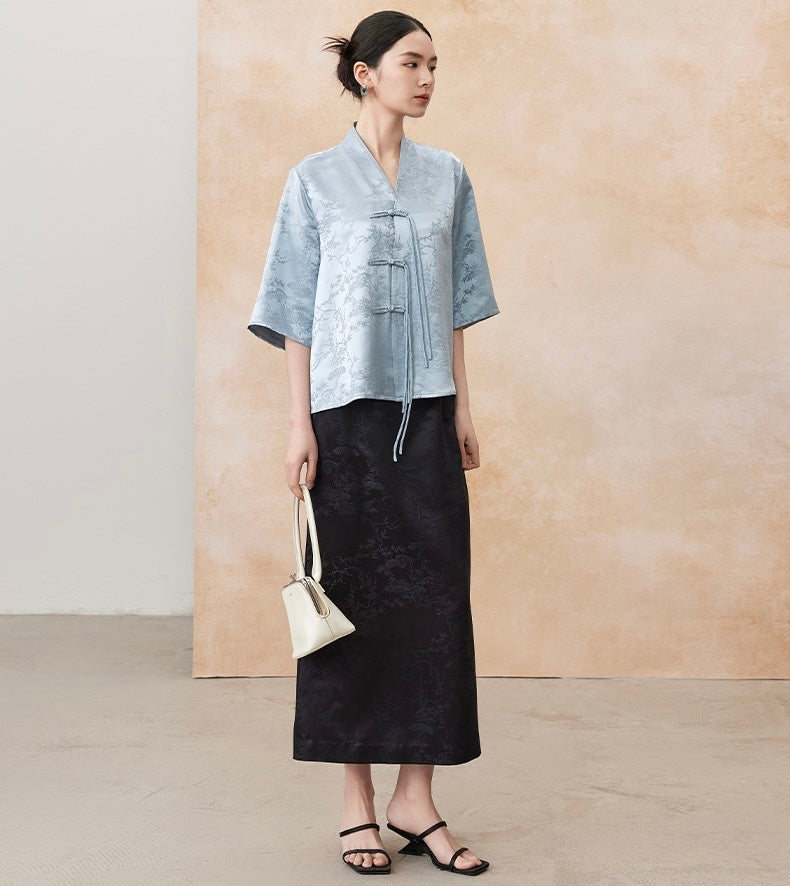 Tao One Tech™ • Floral Elegance Qigong Kimono • Cardigan • Pure Mulberry Silk • Three Quarter Sleeves • Floral Jacquard • Limited Edition