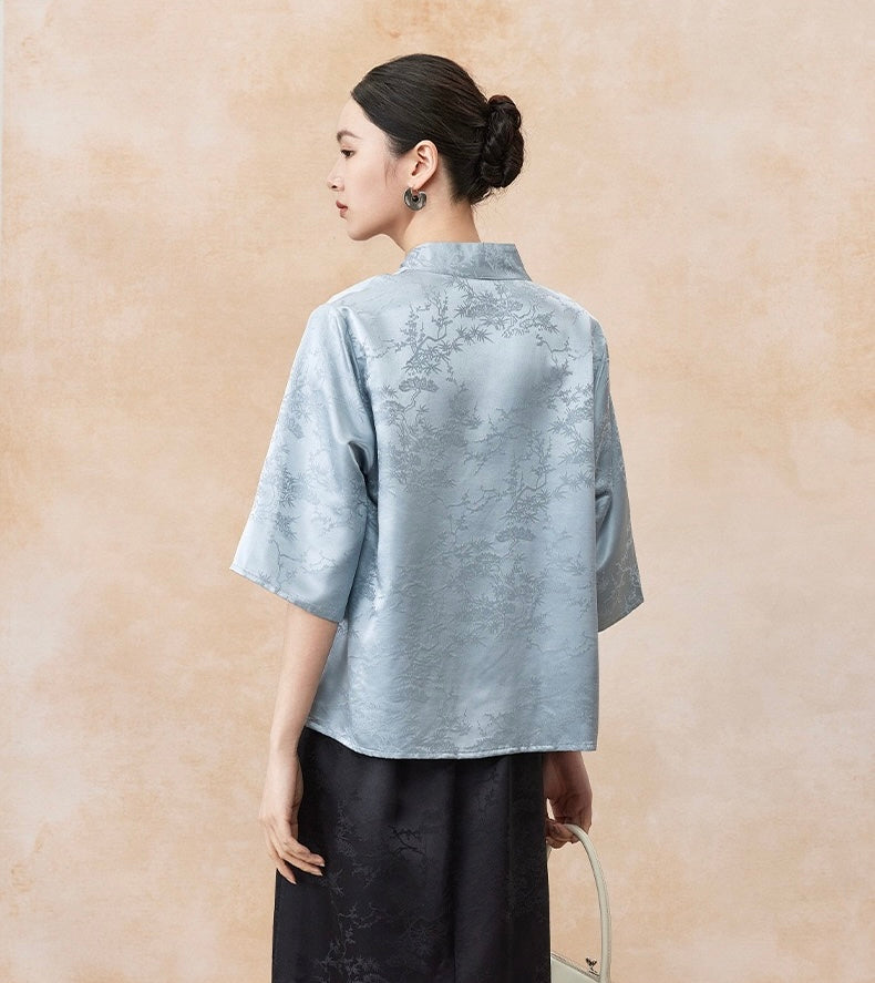Tao One Tech™ • Floral Elegance Qigong Kimono • Cardigan • Pure Mulberry Silk • Three Quarter Sleeves • Floral Jacquard • Limited Edition