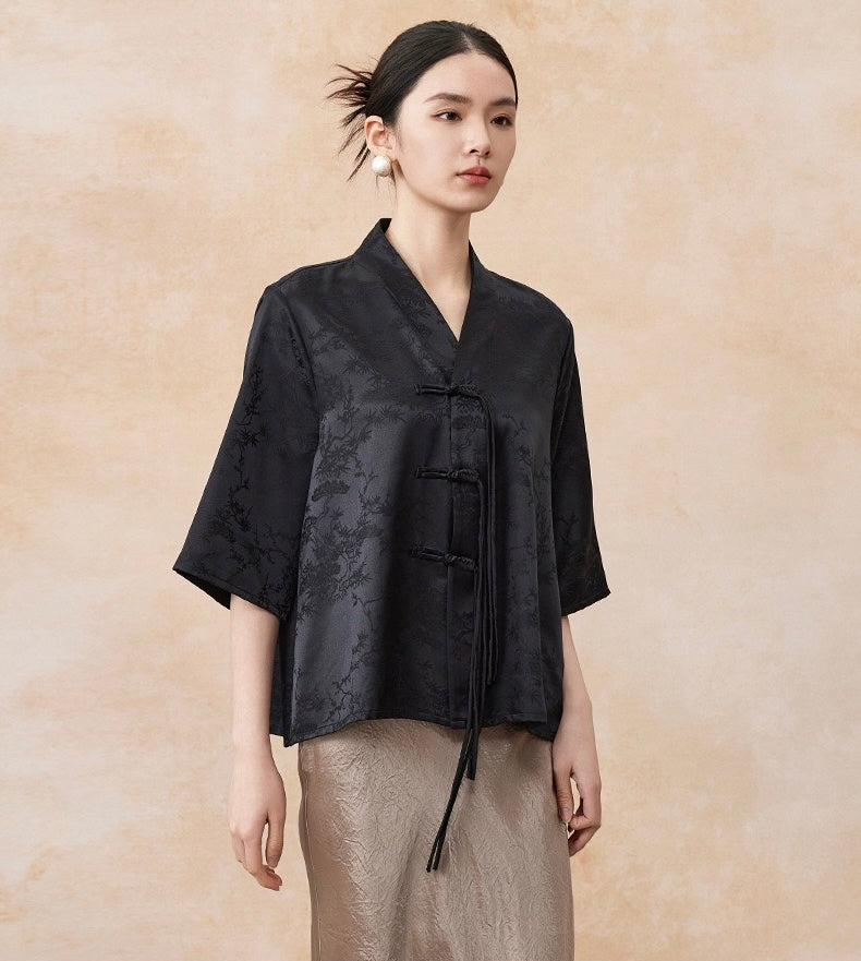 Tao One Tech™ • Floral Elegance Qigong Kimono • Cardigan • Pure Mulberry Silk • Three Quarter Sleeves • Floral Jacquard • Limited Edition